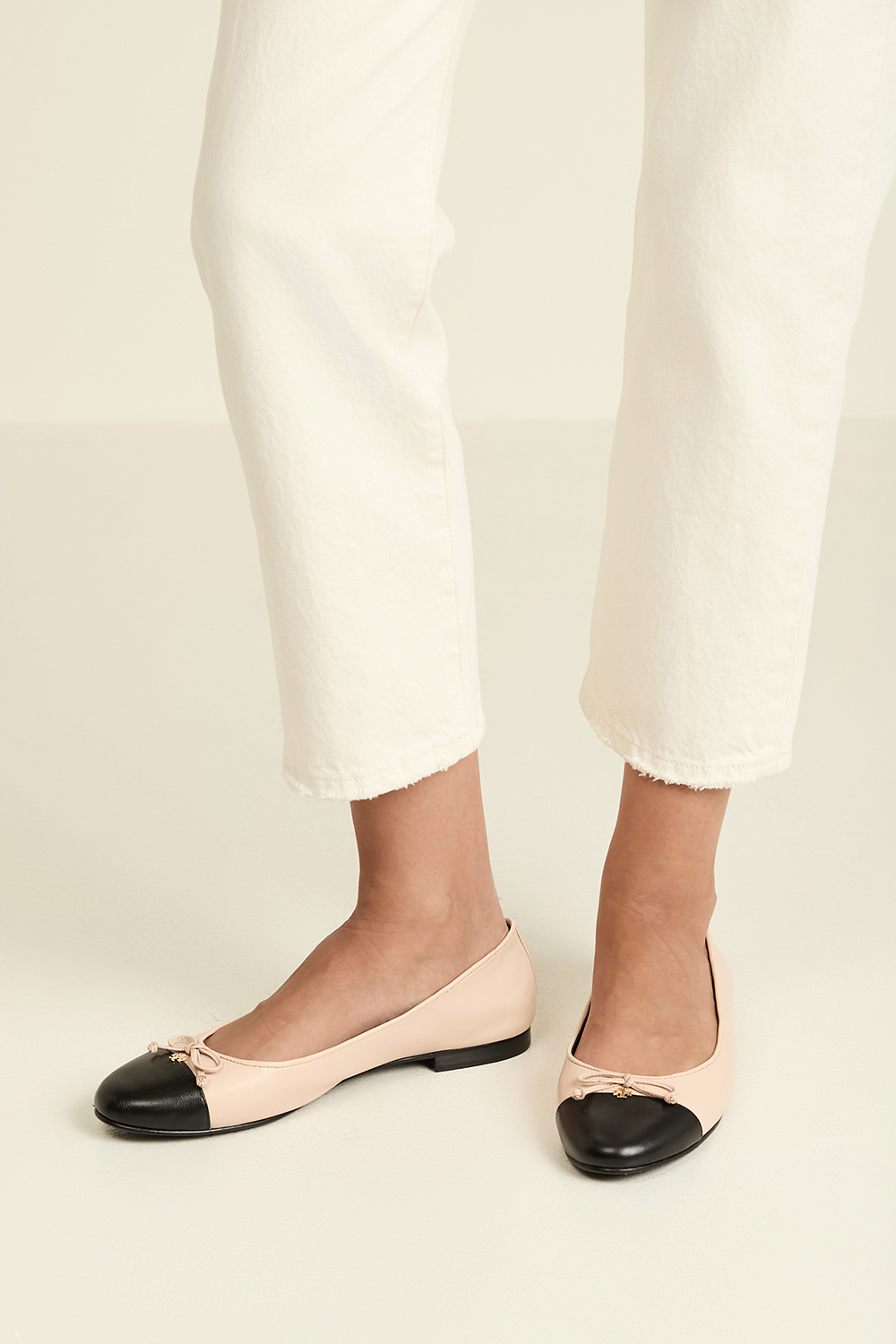 נעלי בלרינה מעור TORY BURCH
